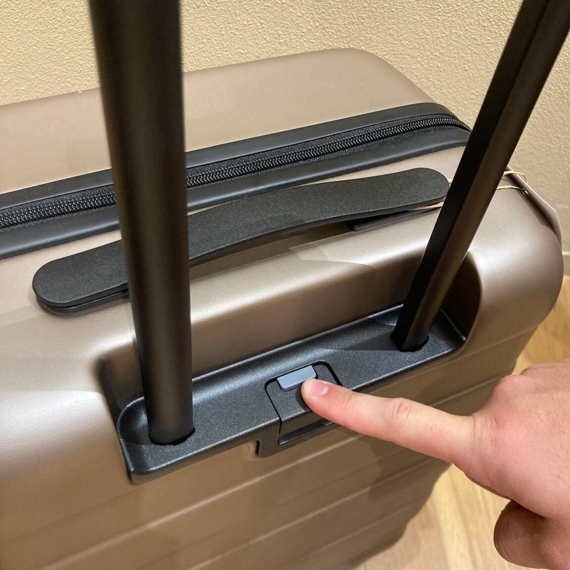 キャリーケース