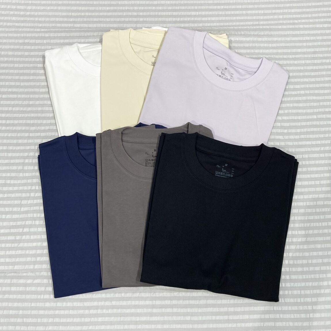 Tシャツ