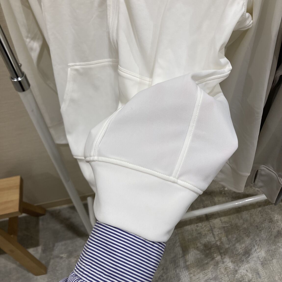 婦人　乾きやすいフルジップパーカ