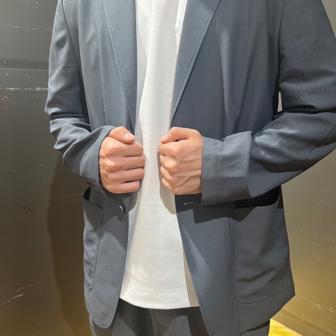 風を通す　ストレッチサッカージャケット