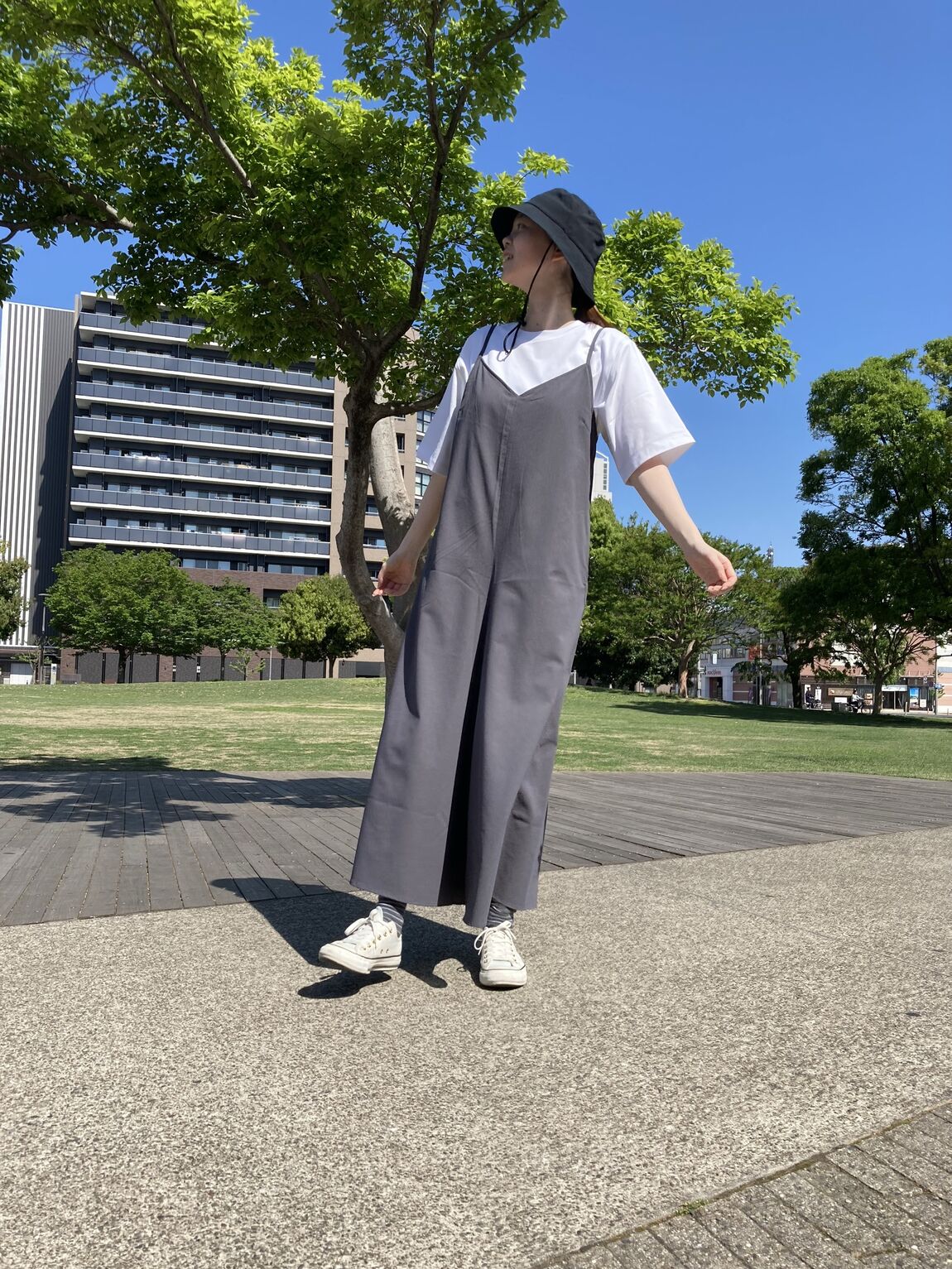 サロペット