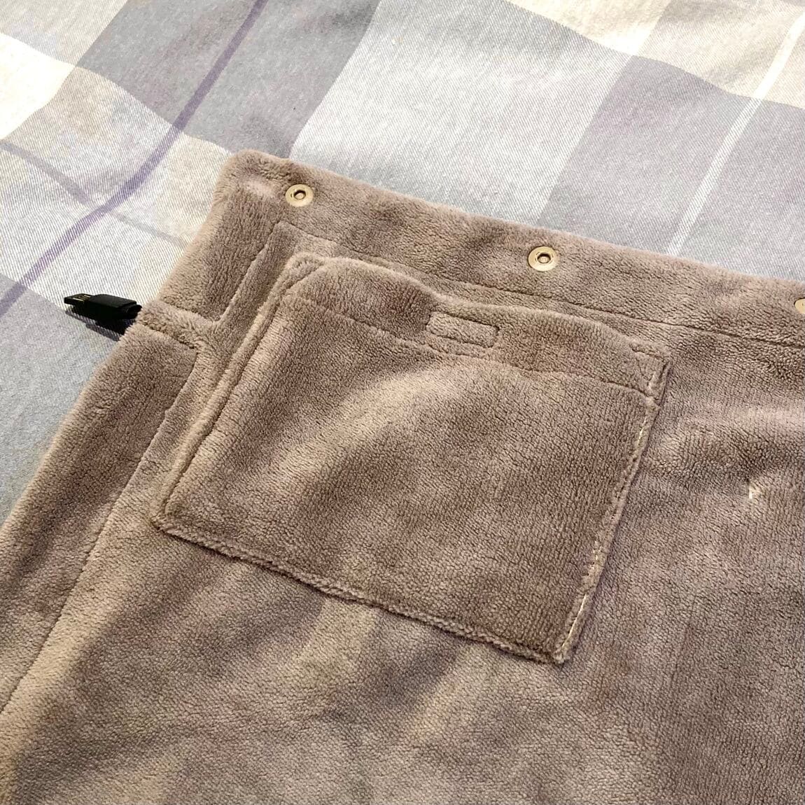 ブランケット13