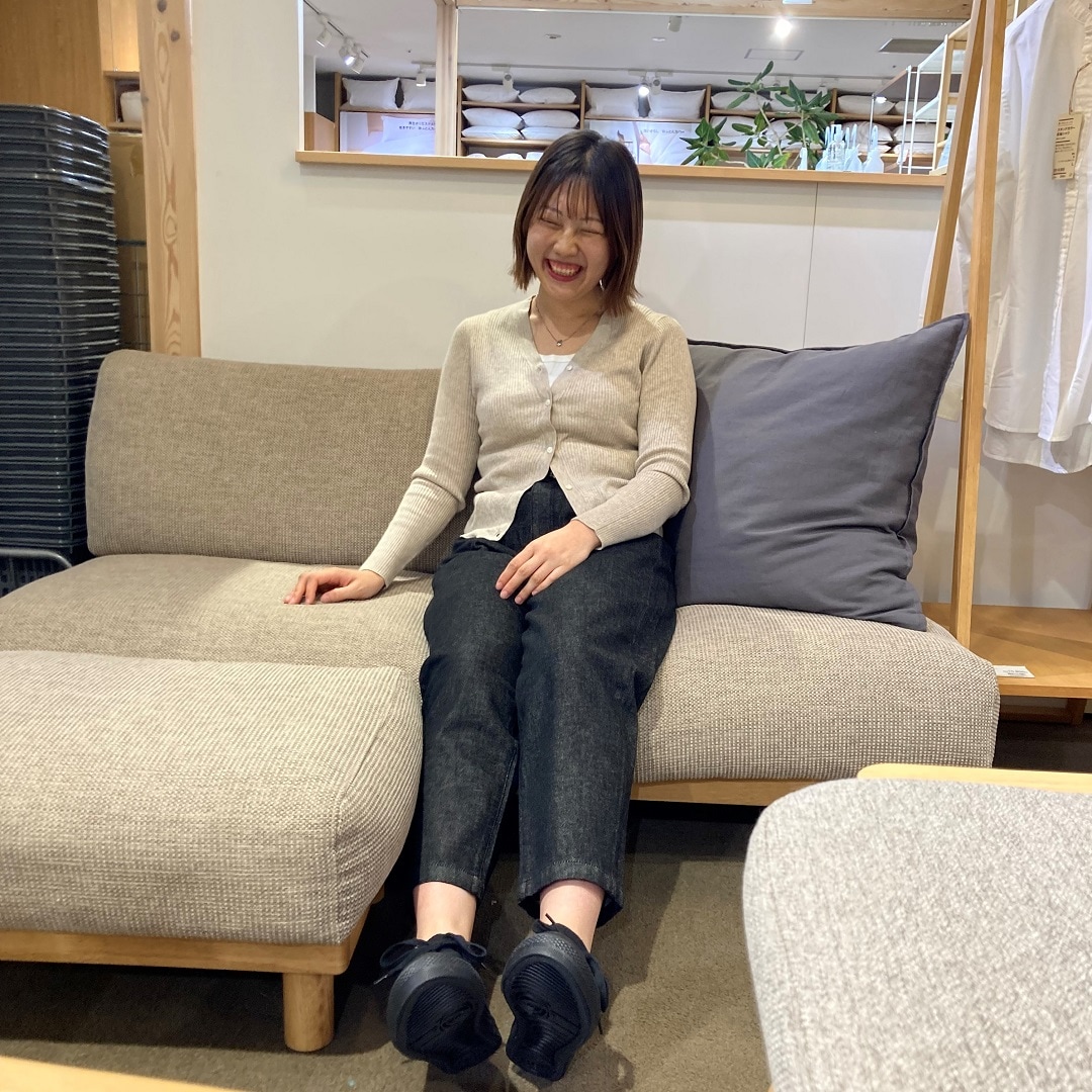 すわってる0823