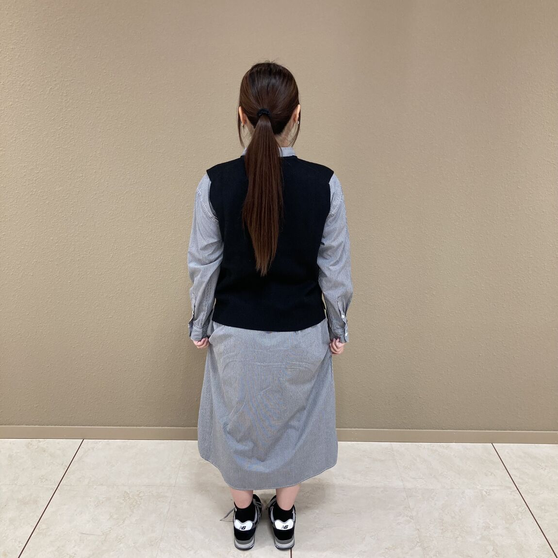 後ろ