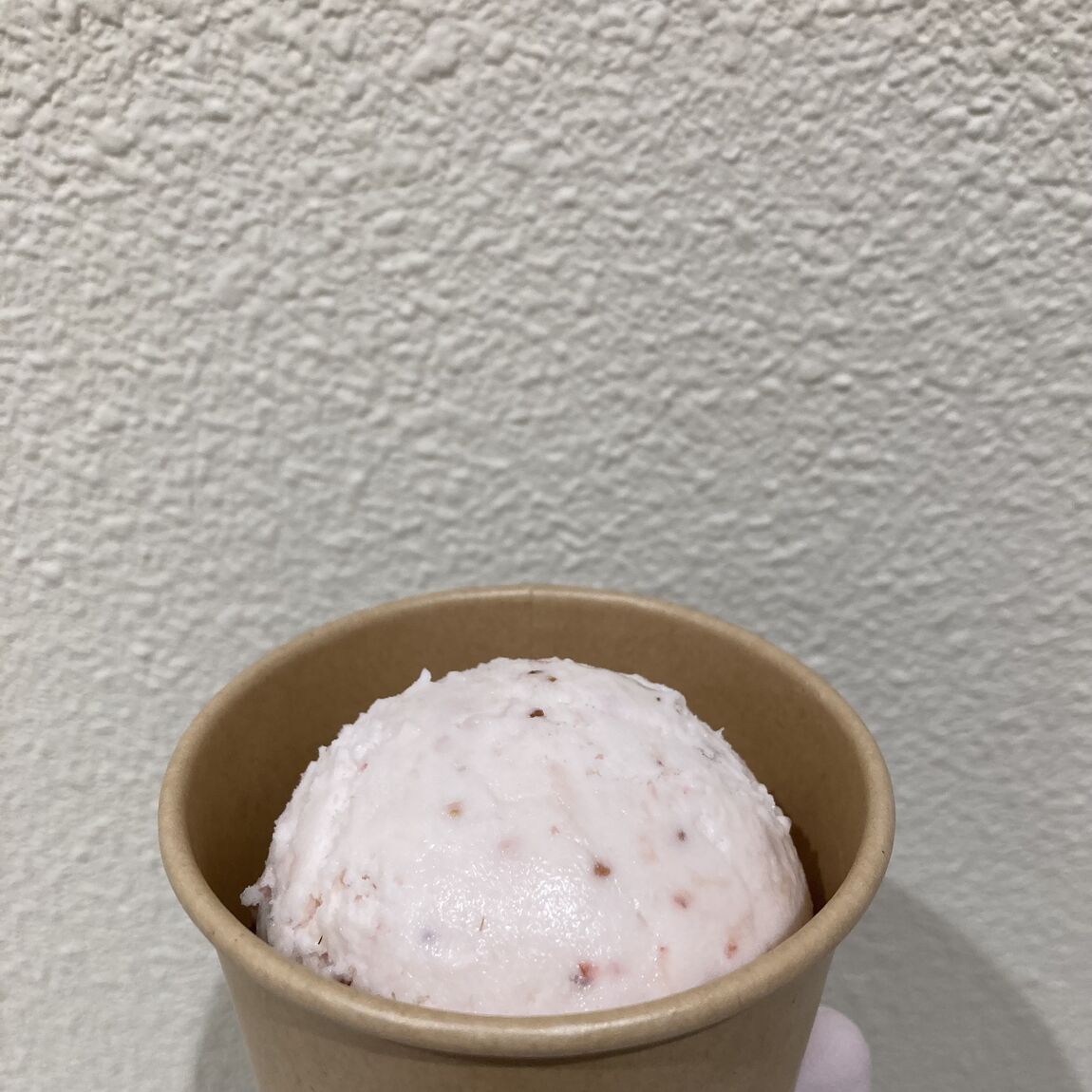 いちごミルクアイス