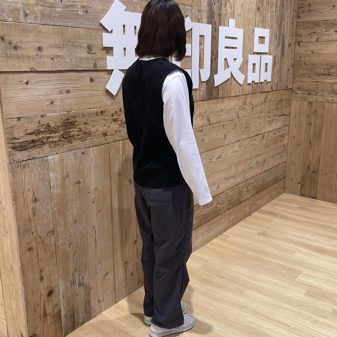 後ろ姿