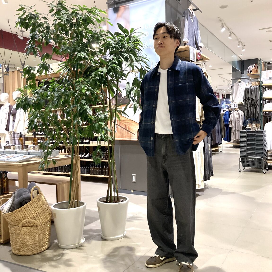 【プライムツリー赤池】身長176cm_XtL4C5