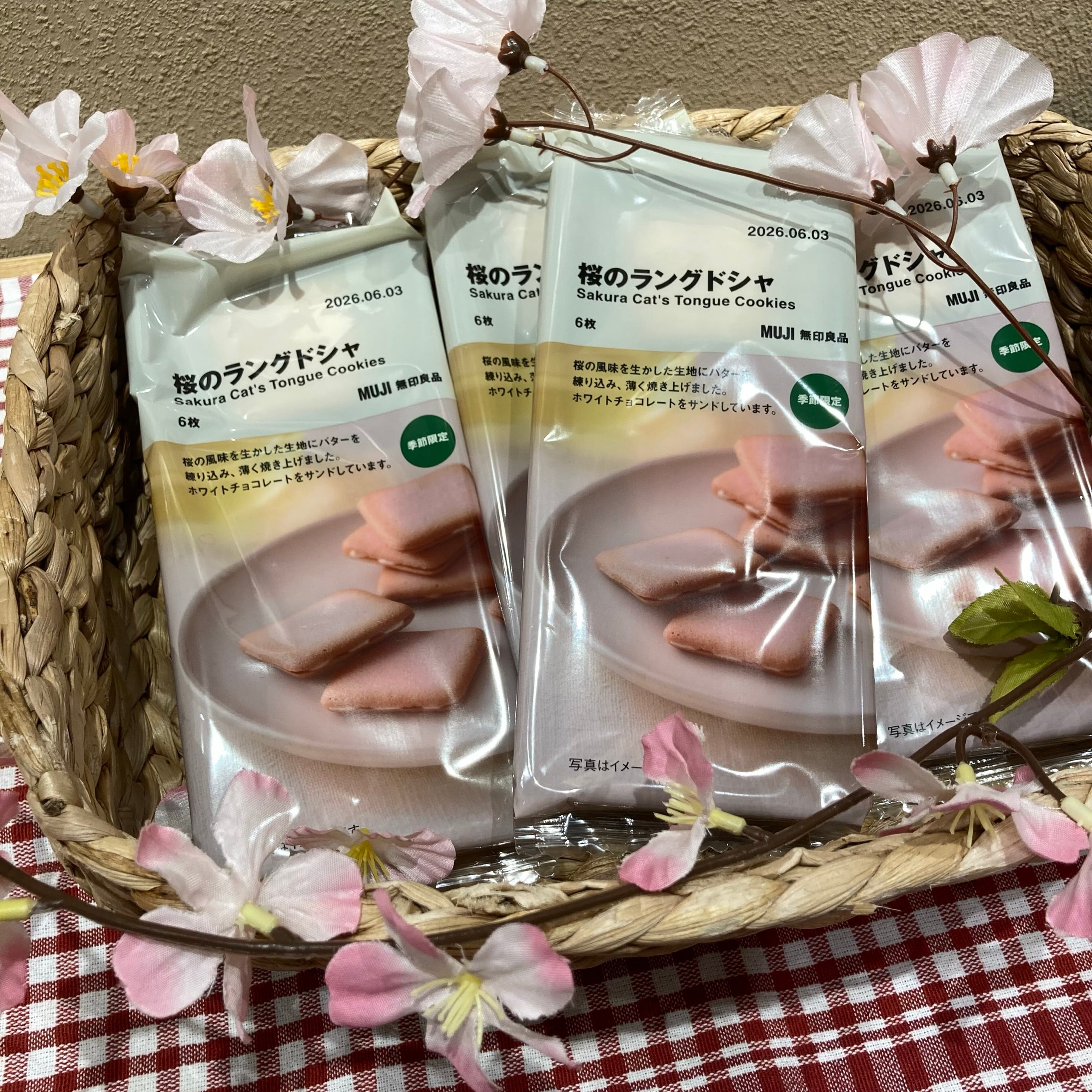 桜のラングドシャ