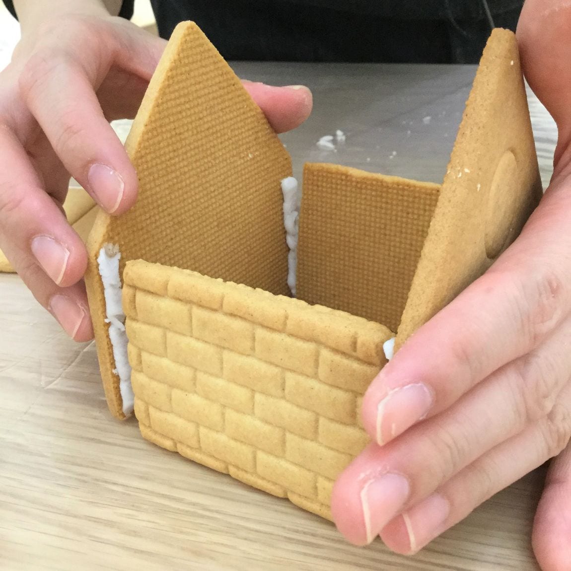 【イオンモールKYOTO】組み立てる様子