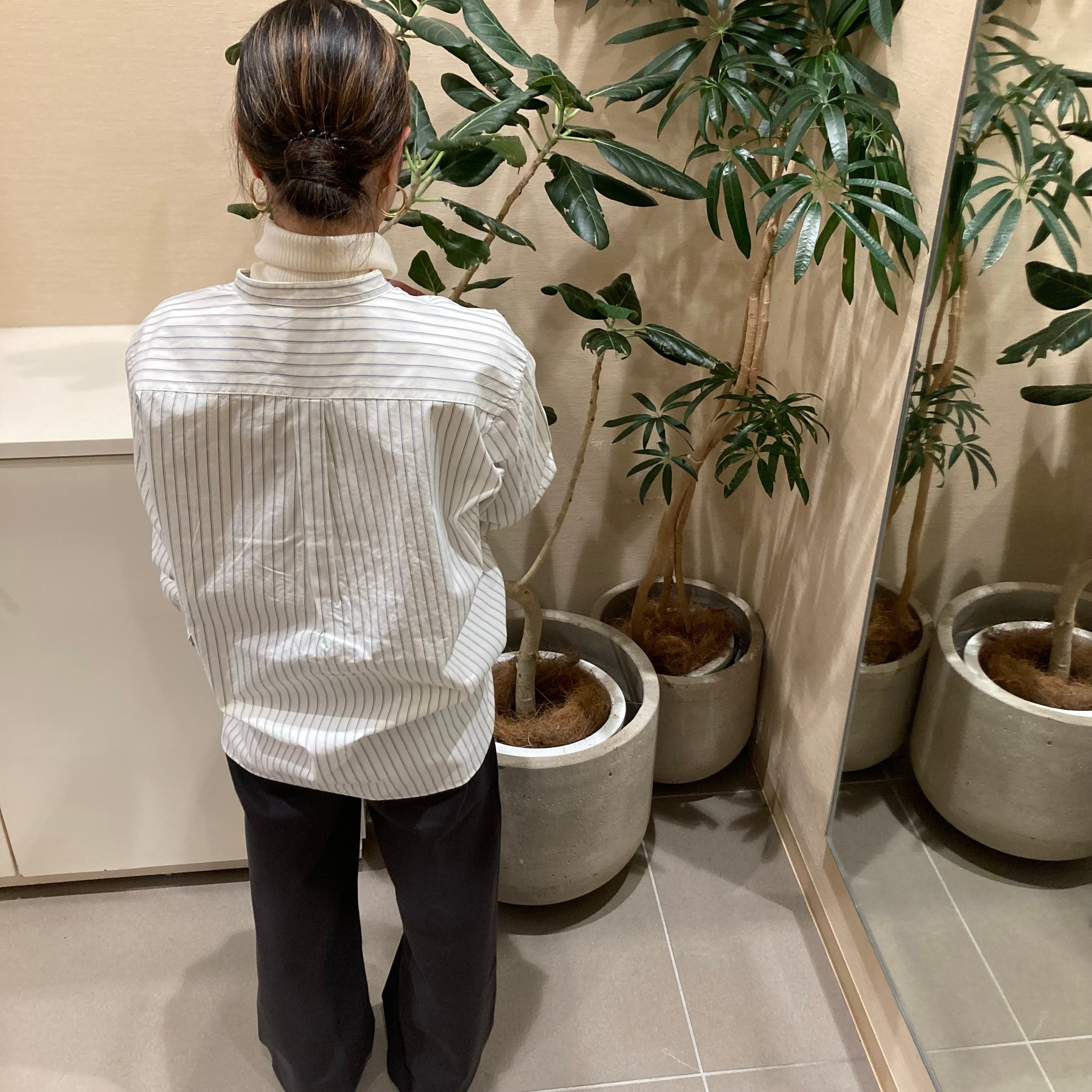 タックワイドパンツ