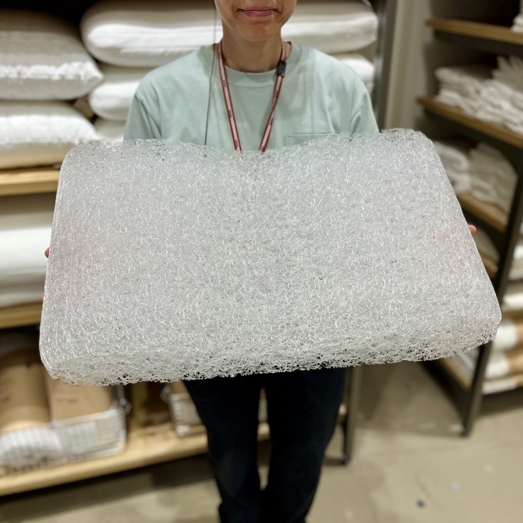 【イオンモール新発田】寝返りを受け止めるまくら｜夏のお買い得市