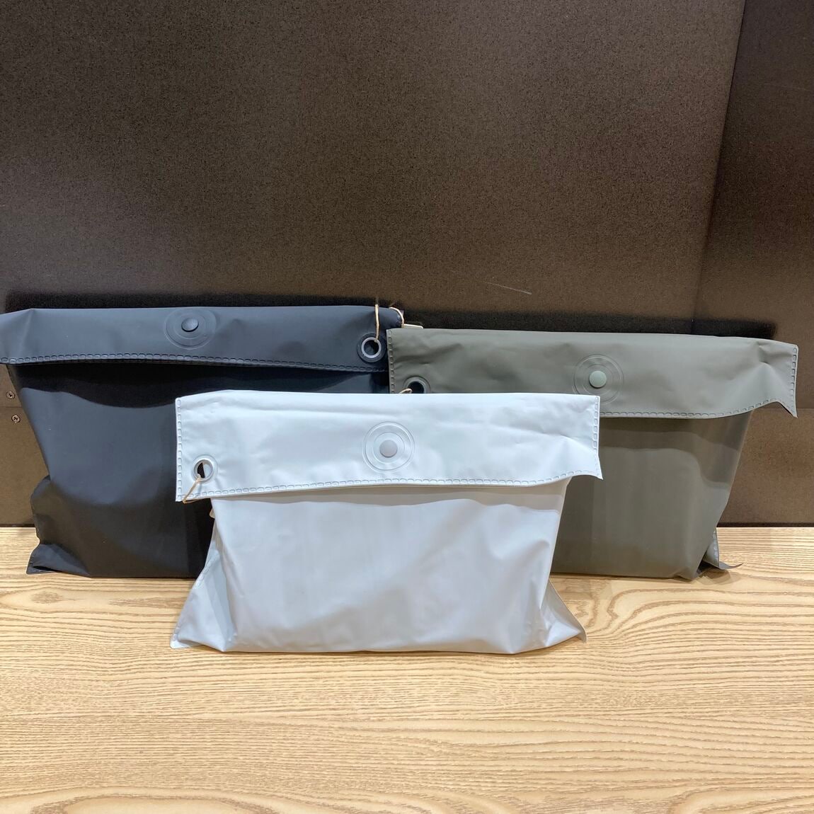 カラー展開