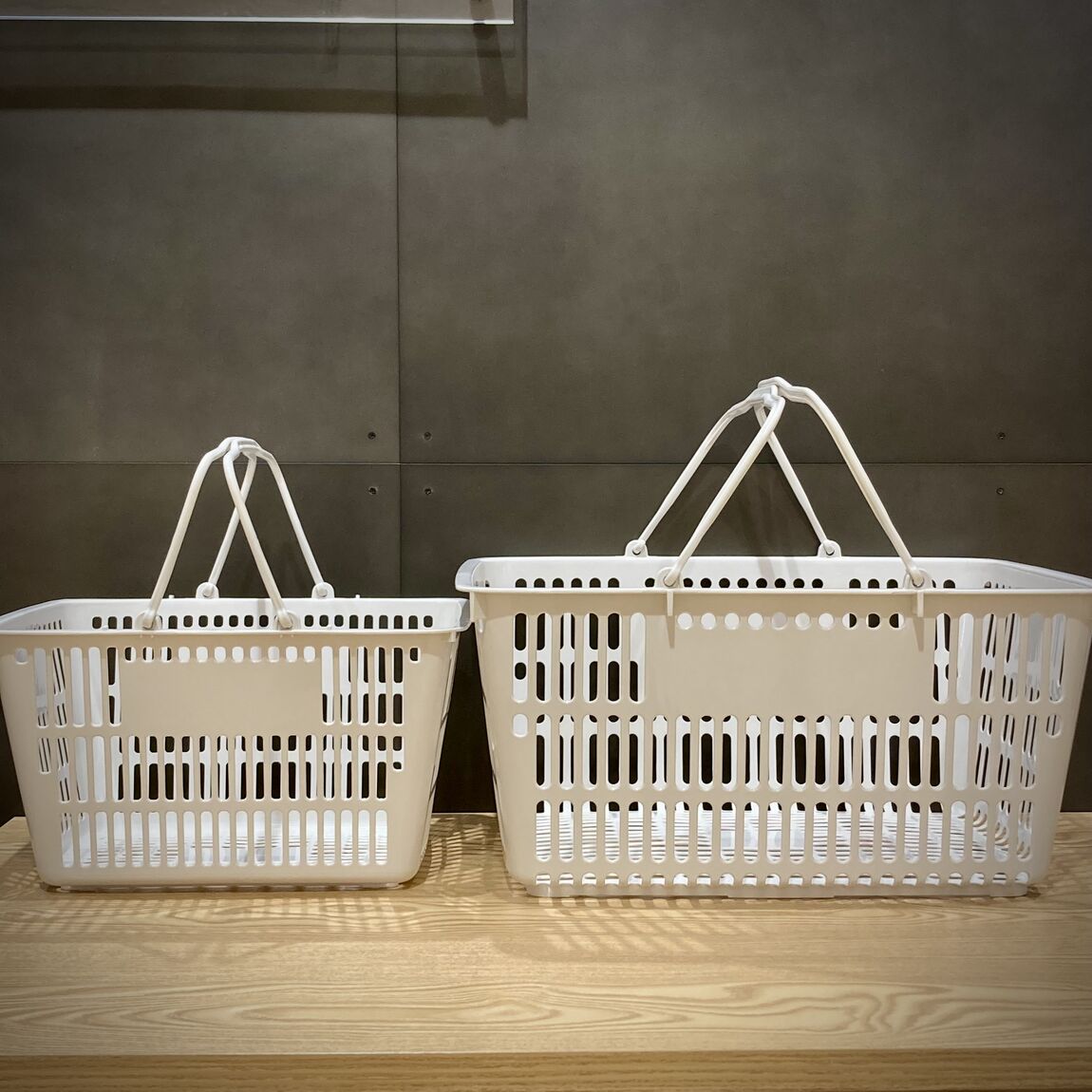 【シーナシーナ弘前】買い出しのお供に、ポリプロピレン買い物かご_04Truw