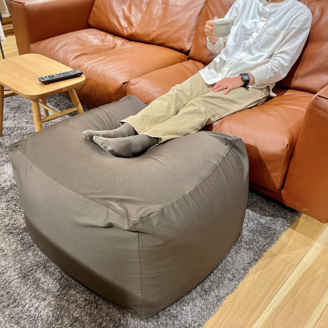 体にフィットするソファ