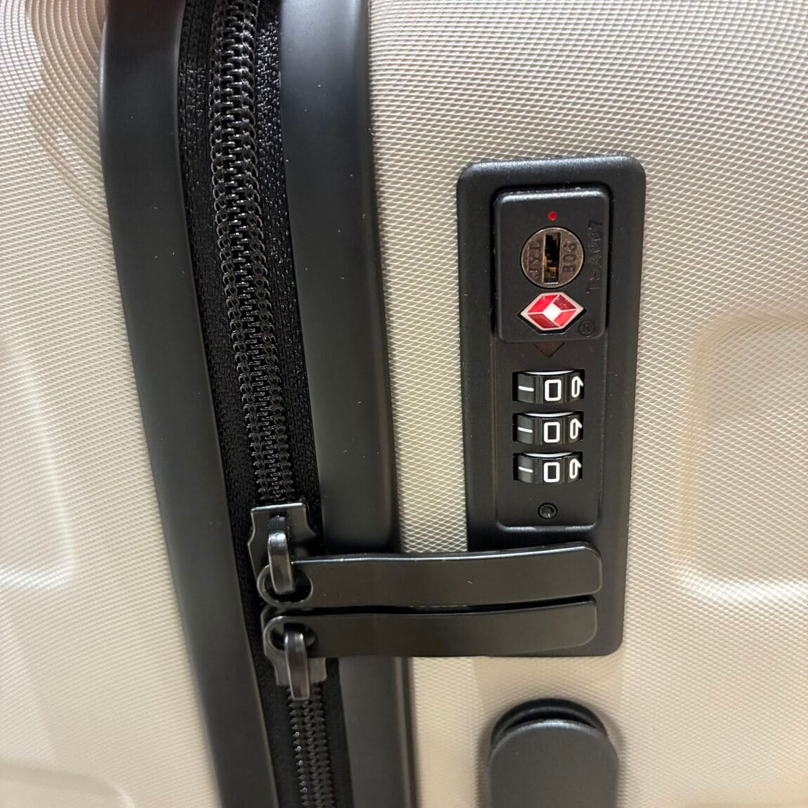 【イオンモール札幌発寒】【旅行】無印良品で2泊3日パッキング術_S8A7sA