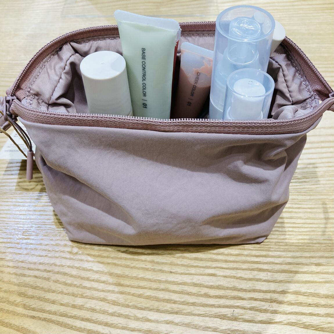 【イオンモール大和】新商品｜撥水再生ナイロンのポーチ_utZWx9