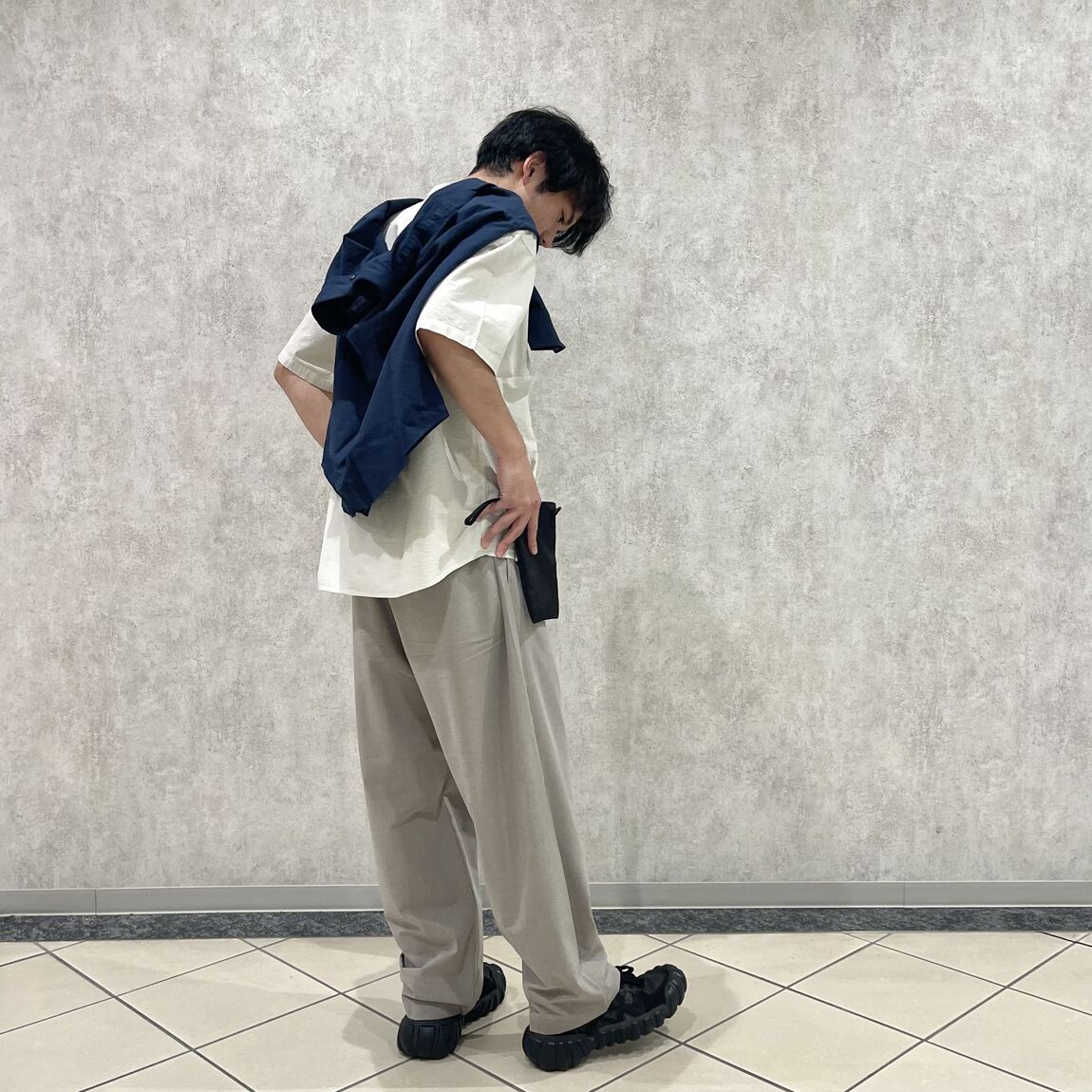 後ろ姿
