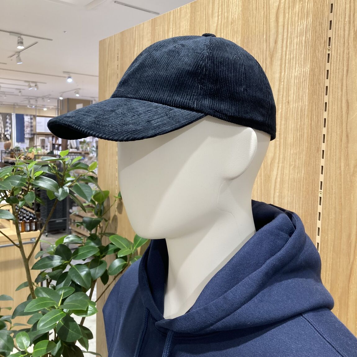 、