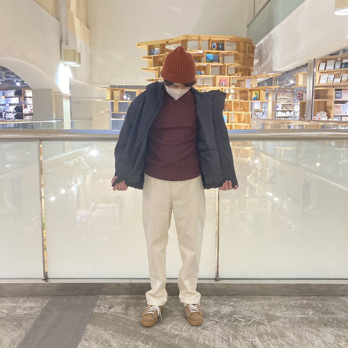 防風撥水中わたフードジャケット