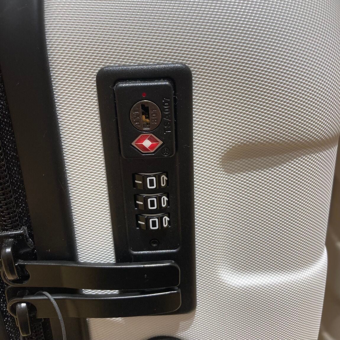 【イオンモール幕張新都心】【旅】夏休みの旅行準備に！　おすすめのトラベルアイテム_AIgW1o