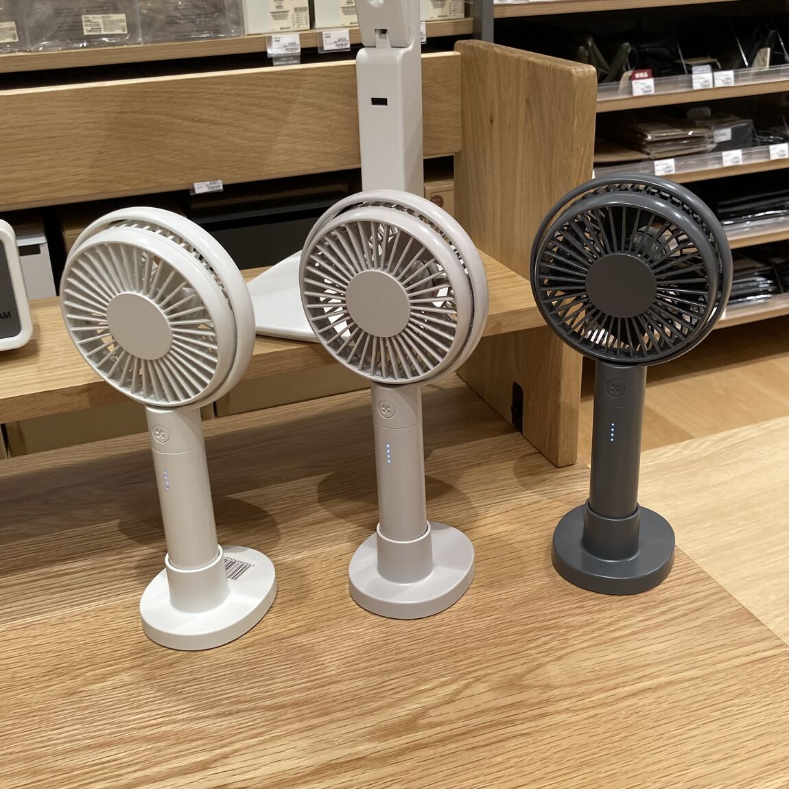 【アトレ川越】暑い夏を快適に ハンディファンのご紹介_2Mey13