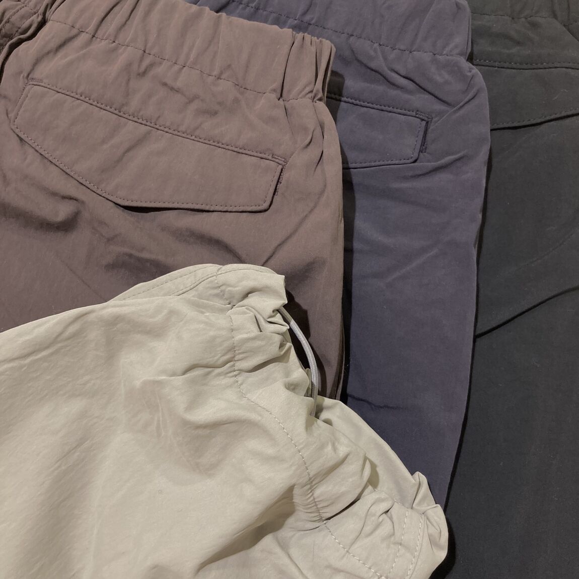 防風裏起毛イージーパンツ