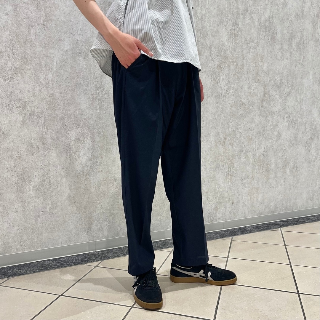 パンツアップ