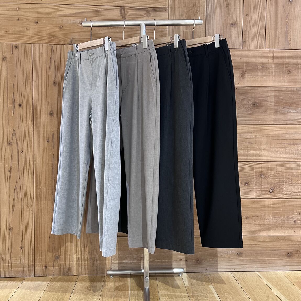 乾きやすいワンタックワイドパンツ