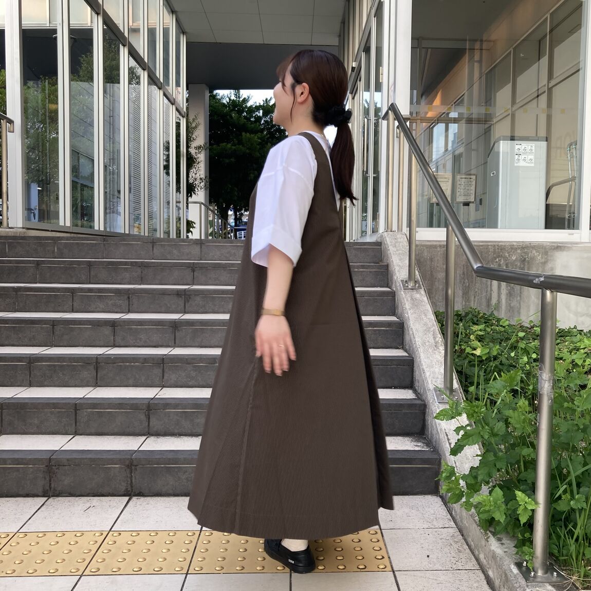 横
