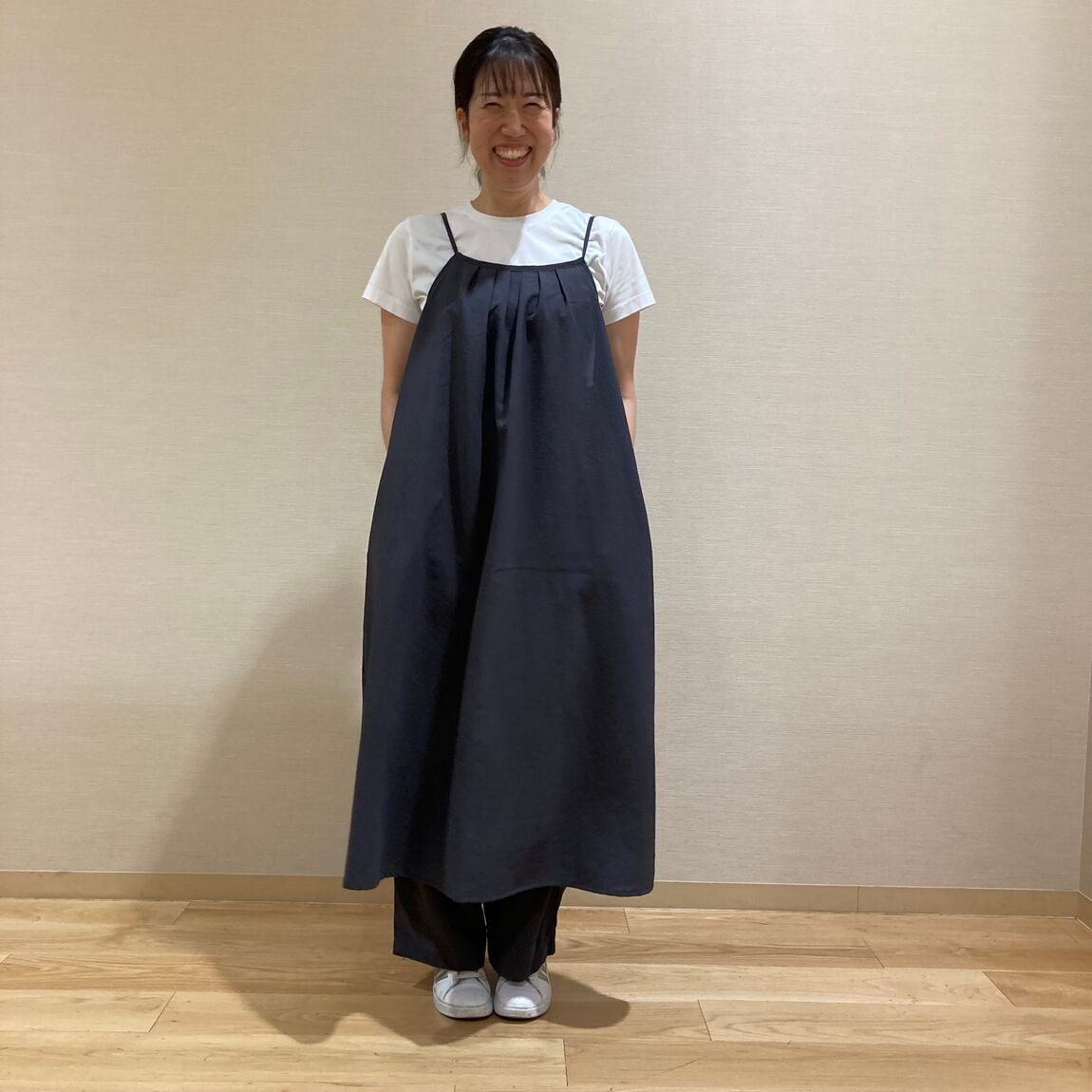 婦人　風を通すイージーパンツ