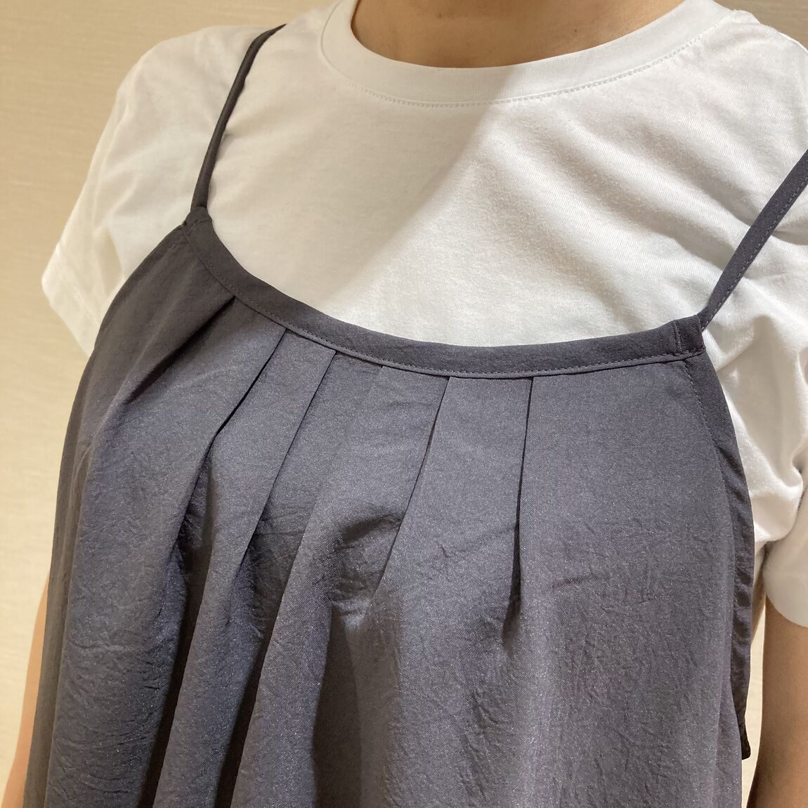 婦人　風を通すキャミソールワンピース