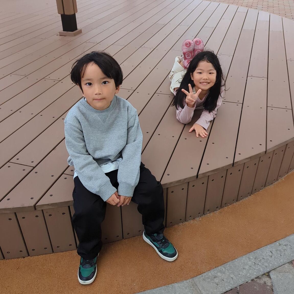 45770_20251027_09_00