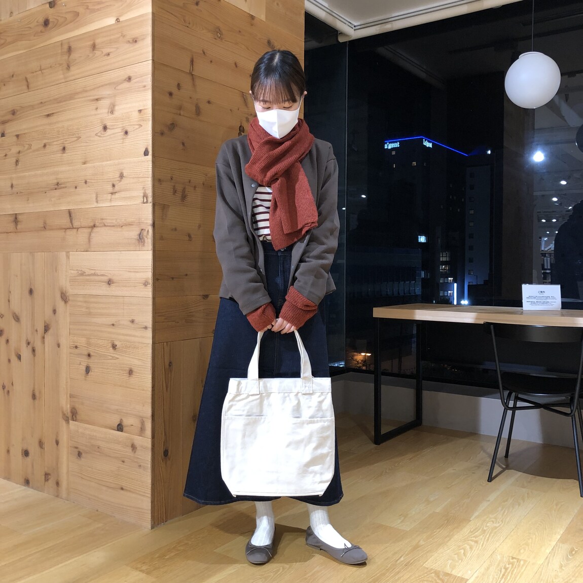 再生ポリエステル混リブ編みマフラー　赤