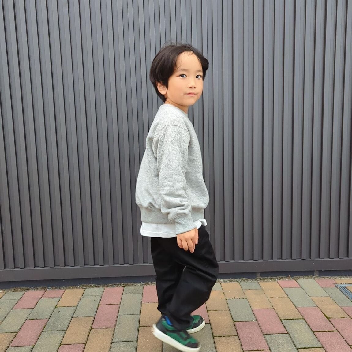 45770_20251027_09_00