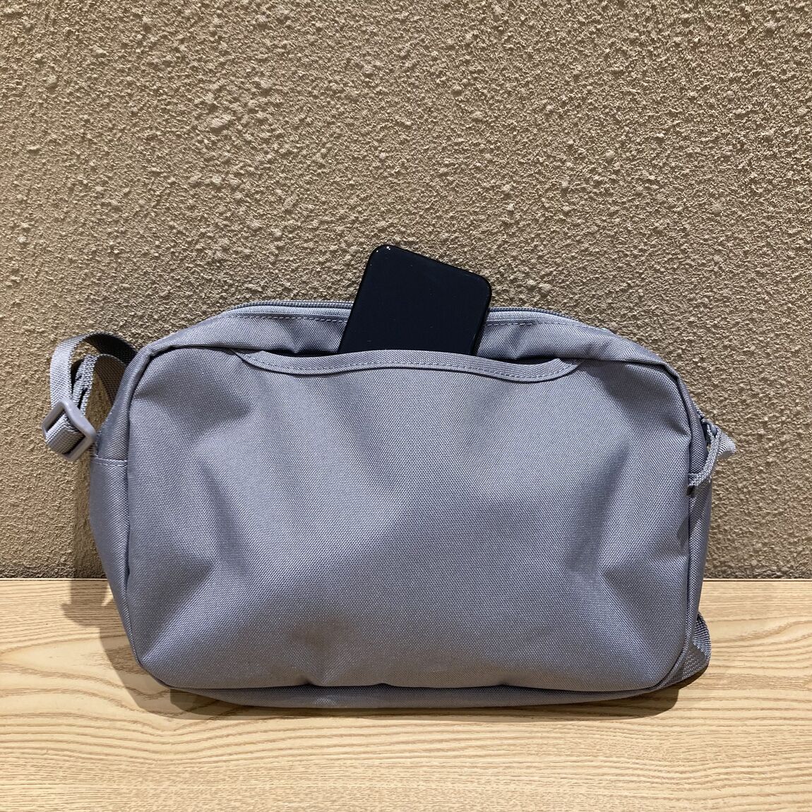 背面ポケット画像