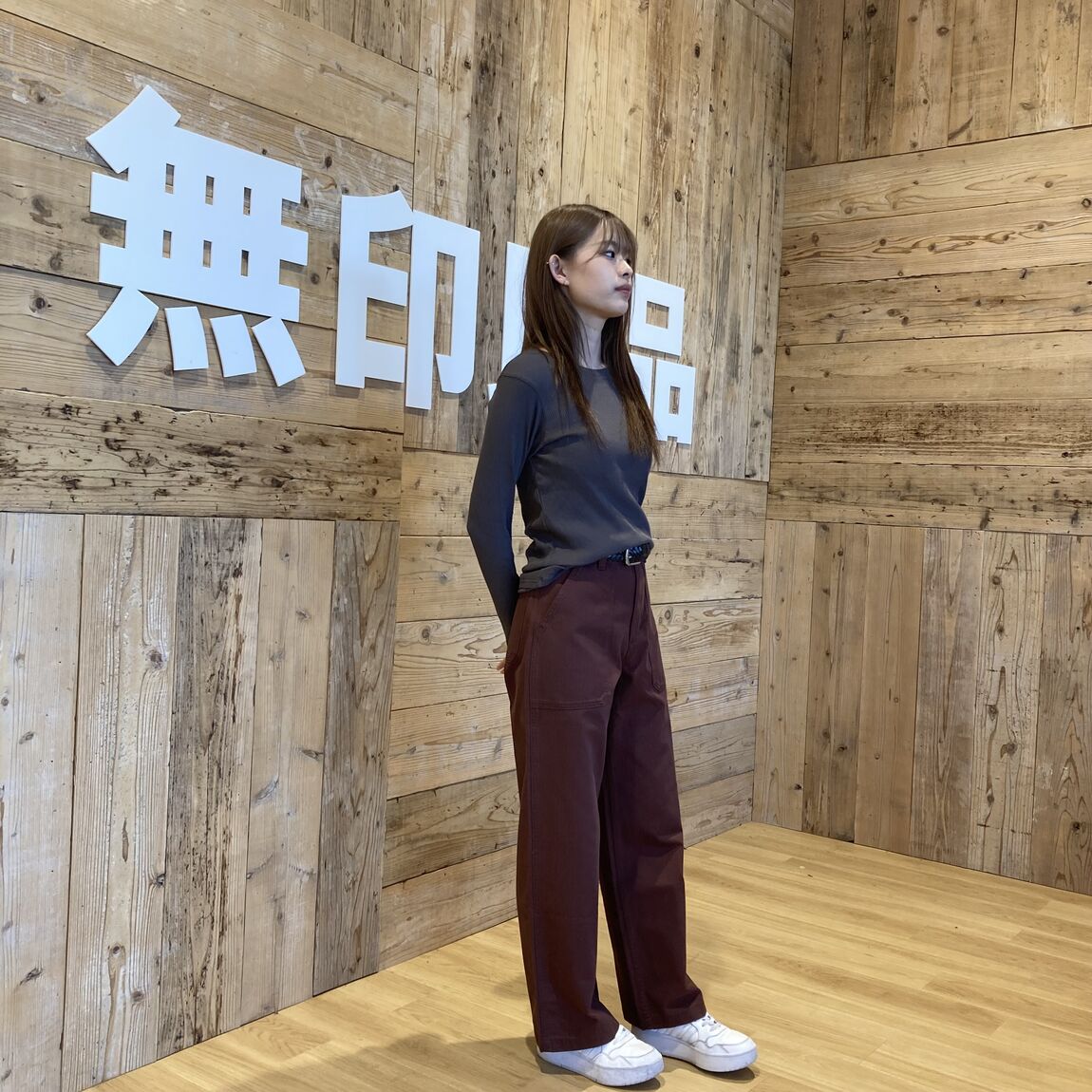 斜め正面