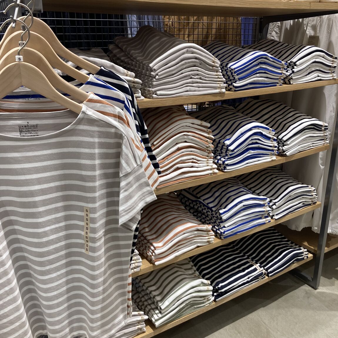 Tシャツ