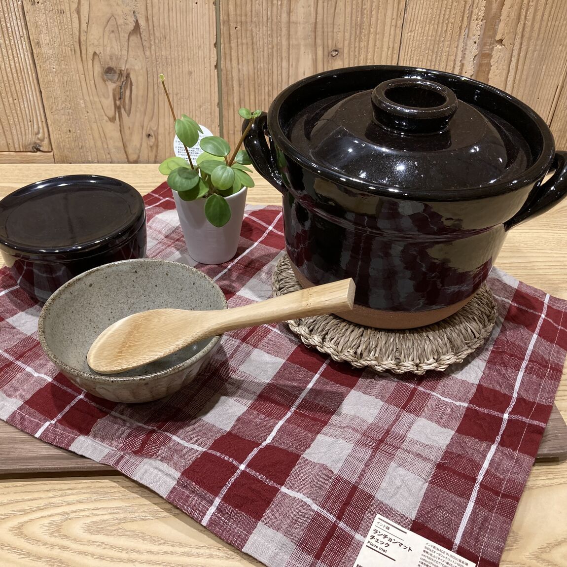 【ショッピングモールメルカ】レンジで温め直せる萬古焼一膳おひつ_4Gl4v7