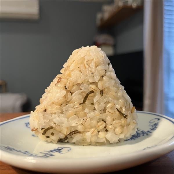 【芦屋モンテメール】しらすおにぎり