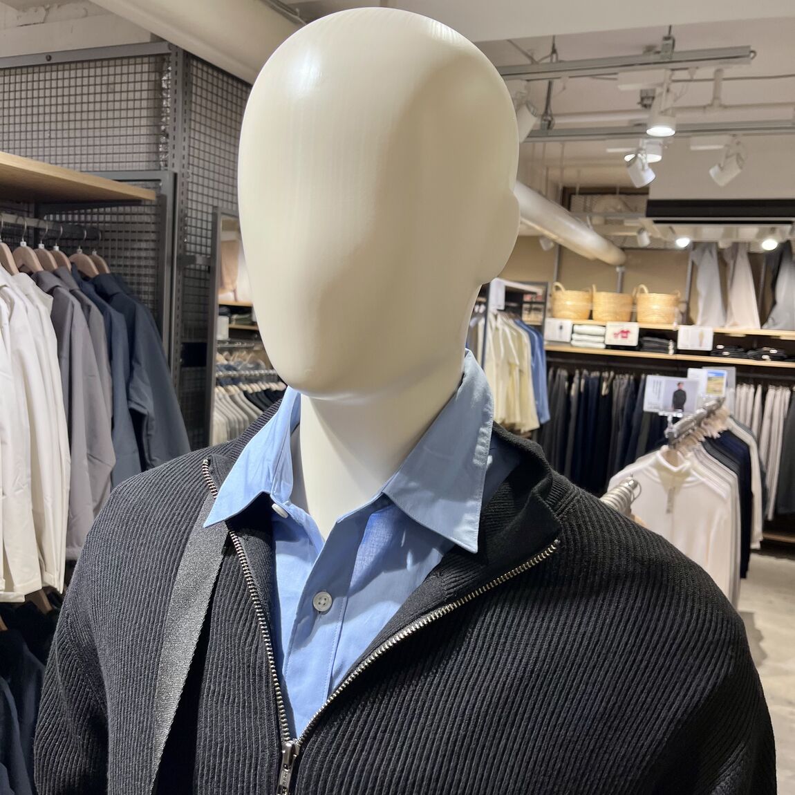 マネキン襟元