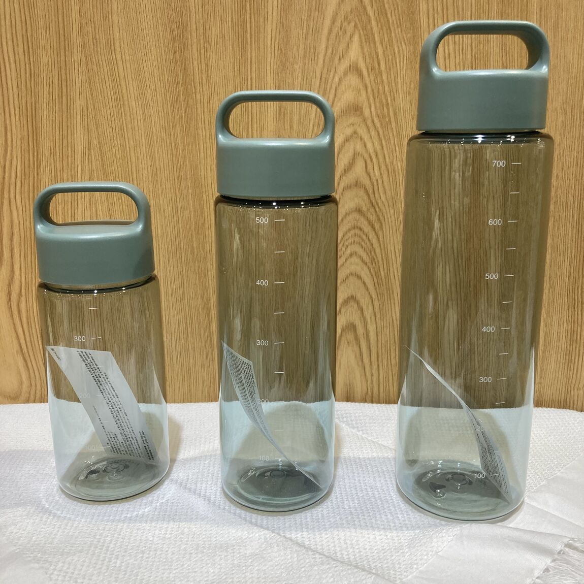 【イオンモール各務原】新商品　さわやかカラーのボトル