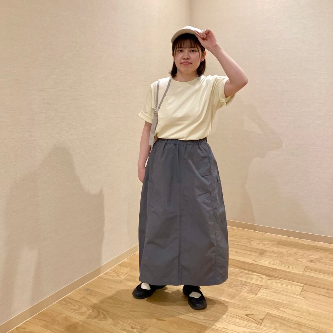 スタッフスナップ(婦人　全身の写真)