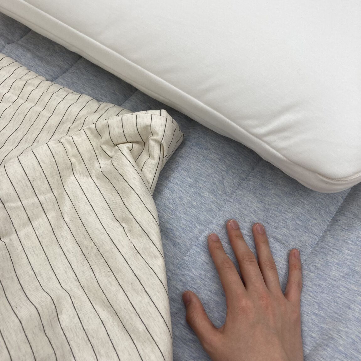 ひんやり綿　寝具