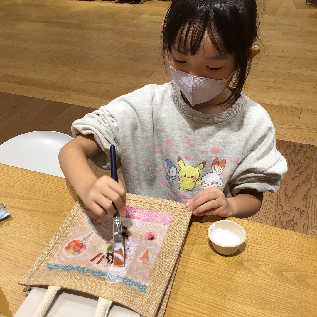 061770_20251210_01_00