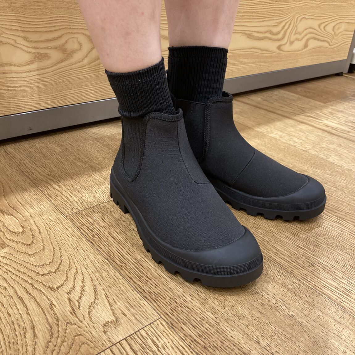 【Vタウン芥見】撥水サイドゴアブーツ入荷してます