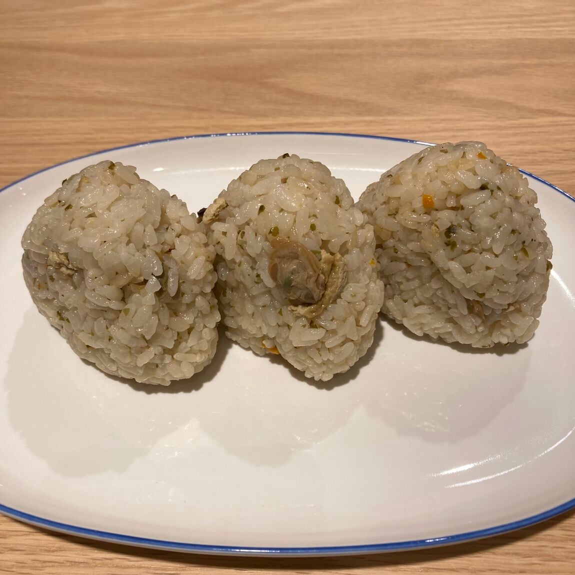 炊き込みご飯の写真