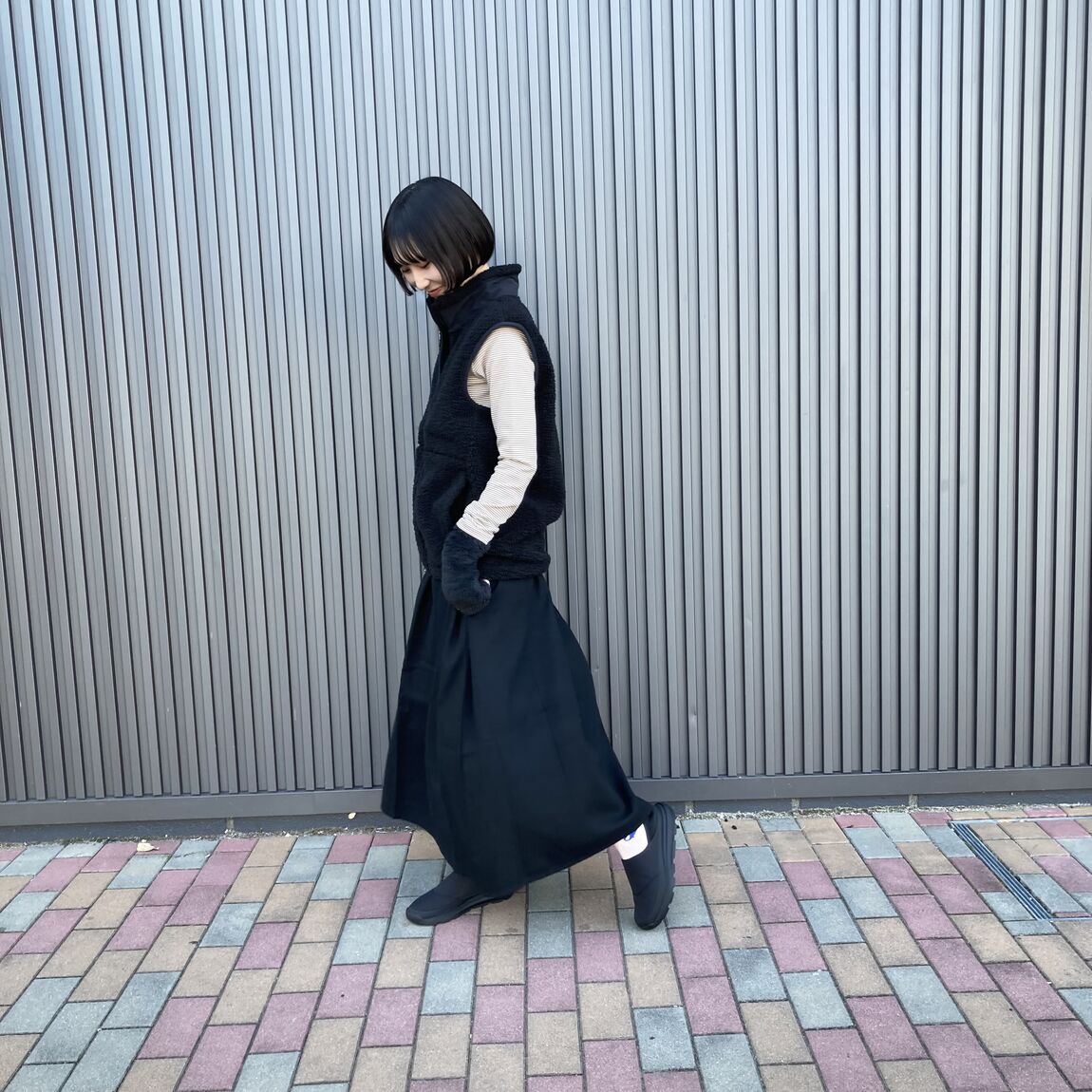 45770_20251127_09_00