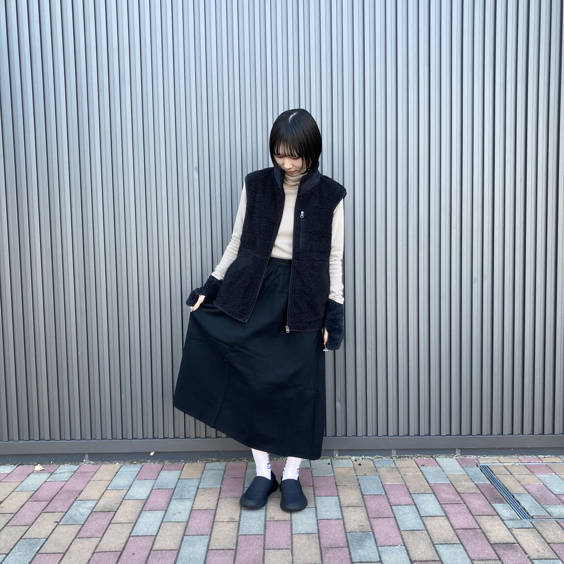 45770_20251127_09_00