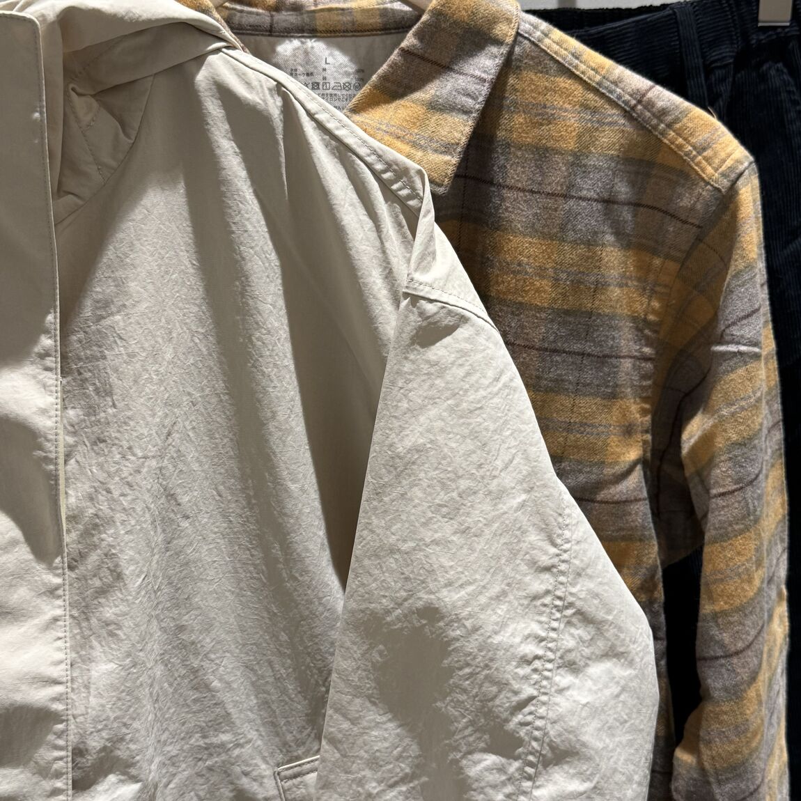 ポケッタブルフードジャケット