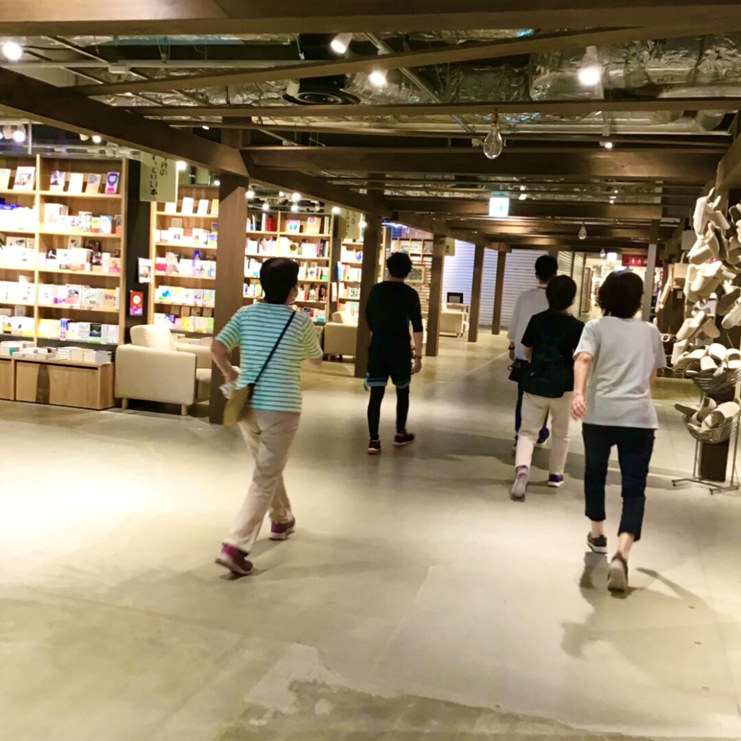 歩いている様子②